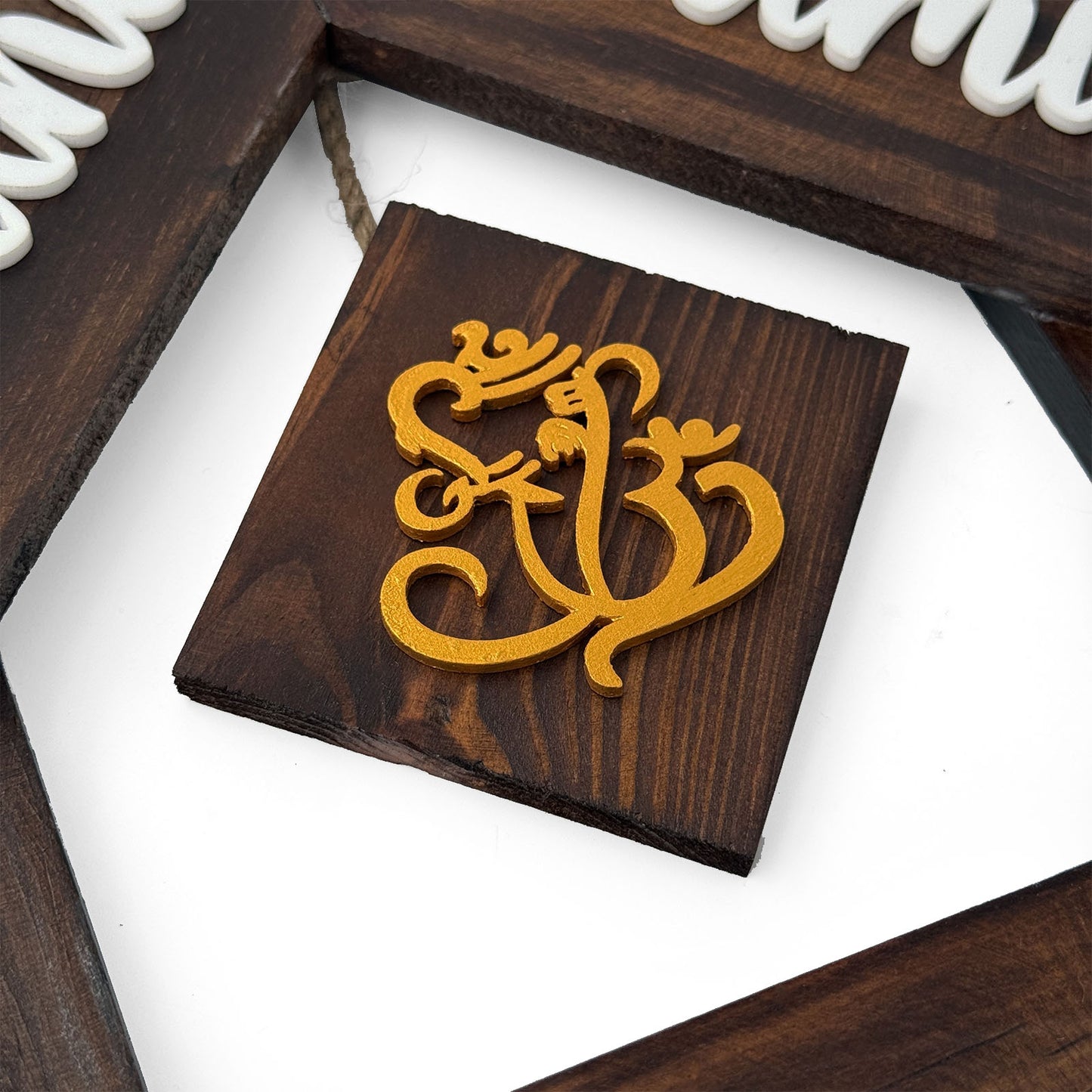 House With Roof And Double Plank Hand-Painted Wooden Hut-Shaped Name Plate For Home - Wooden Finish